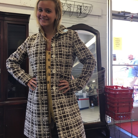 Meet your Posher, Virginia - Picture 1 of 1